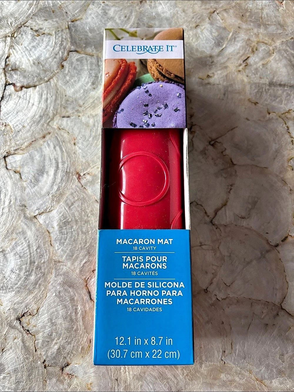 Celebrate It Macaron Mat 18 Cavity Silicone Red & Blue